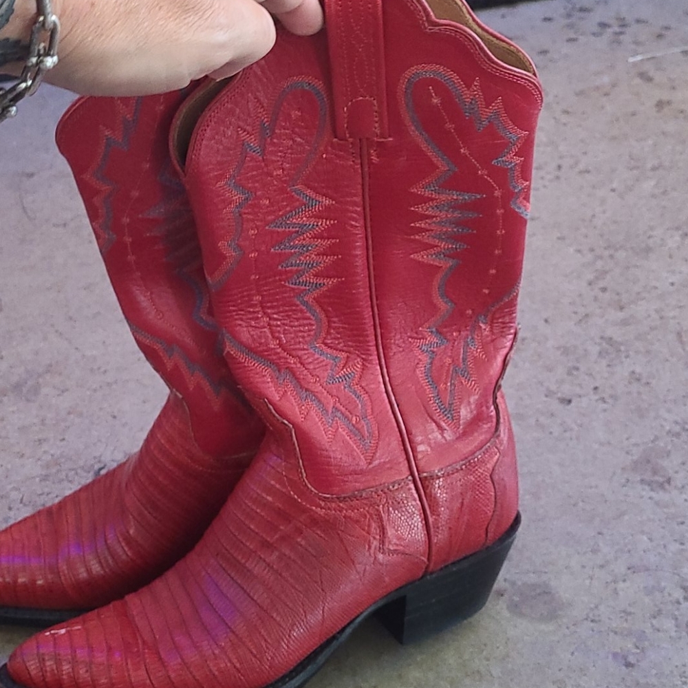 Vintage luchesse red lizard skin boots